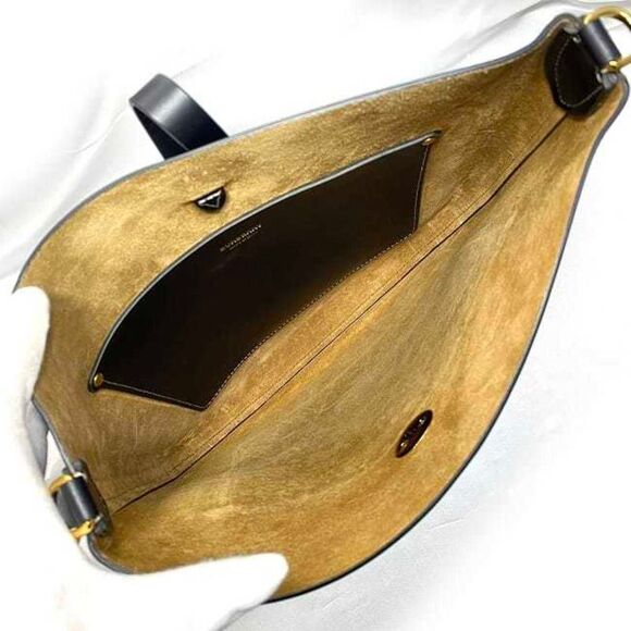 Burberry Black Leather Shopper Bag (Pre-Owned) - Picture 9 of 11